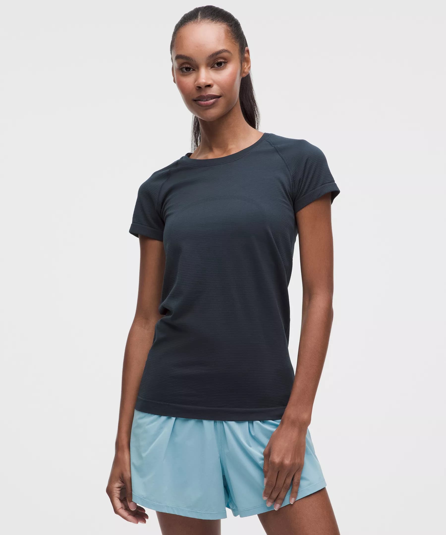 Swiftly Tech Short-Sleeve Shirt 2.0 *Hip Length - Image 1