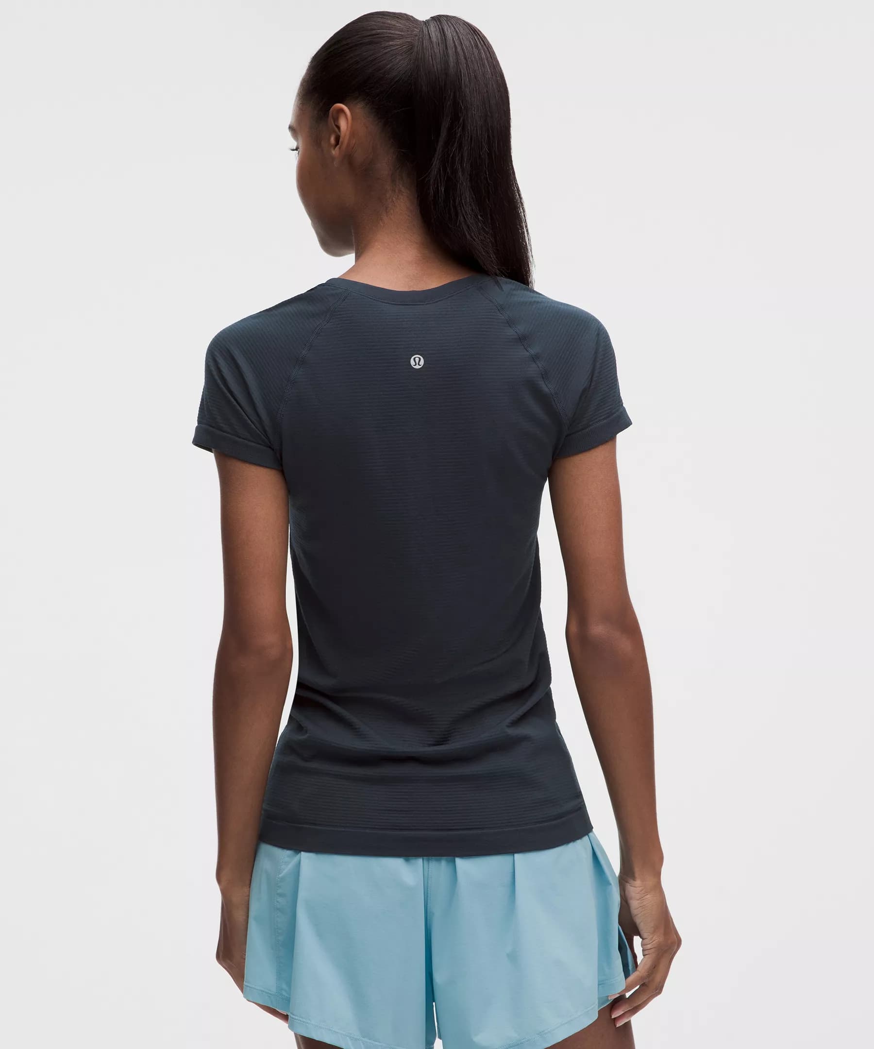 Swiftly Tech Short-Sleeve Shirt 2.0 *Hip Length thumbnail 3