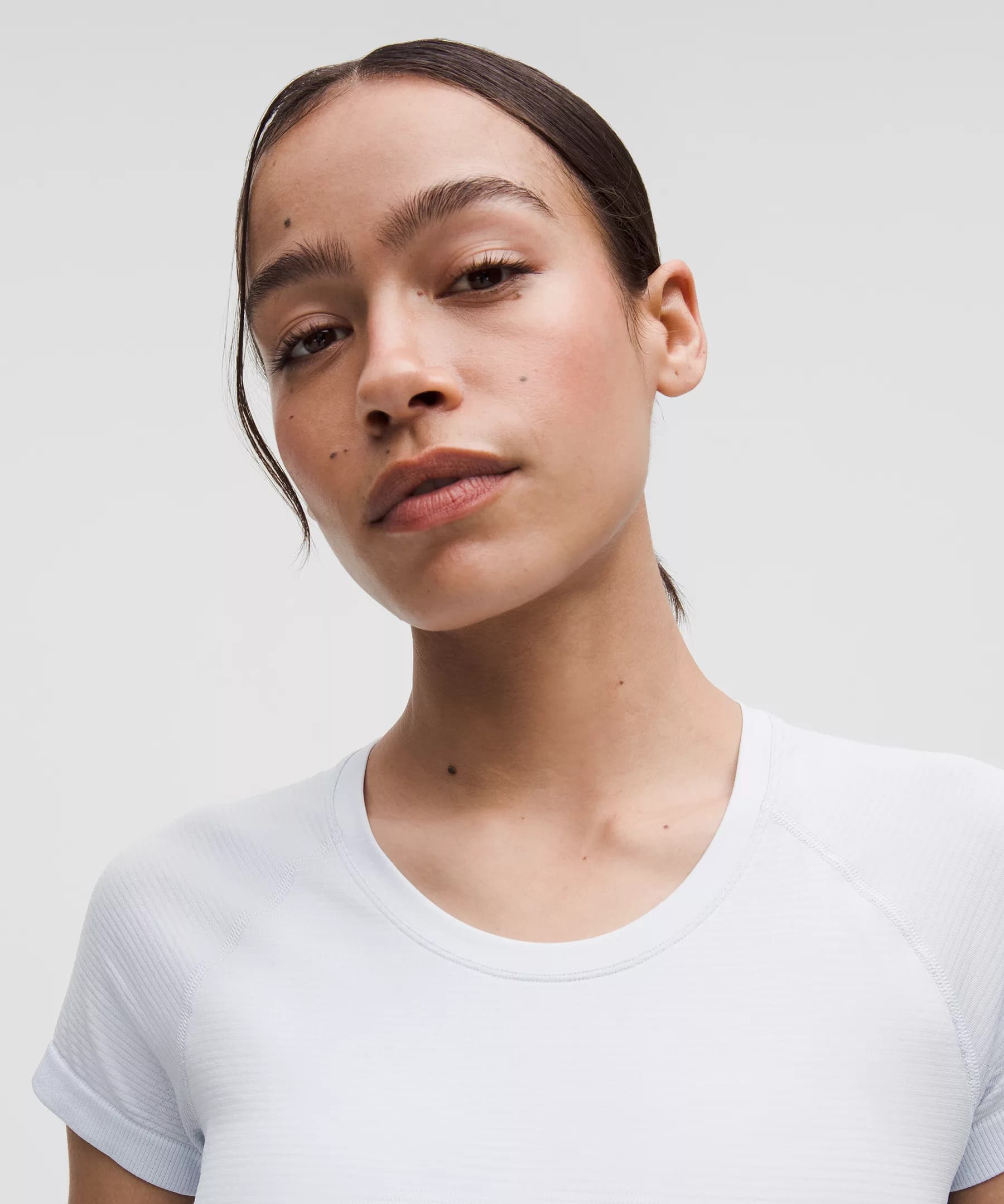 Swiftly Tech Short-Sleeve Shirt 2.0 *Hip Length thumbnail 4