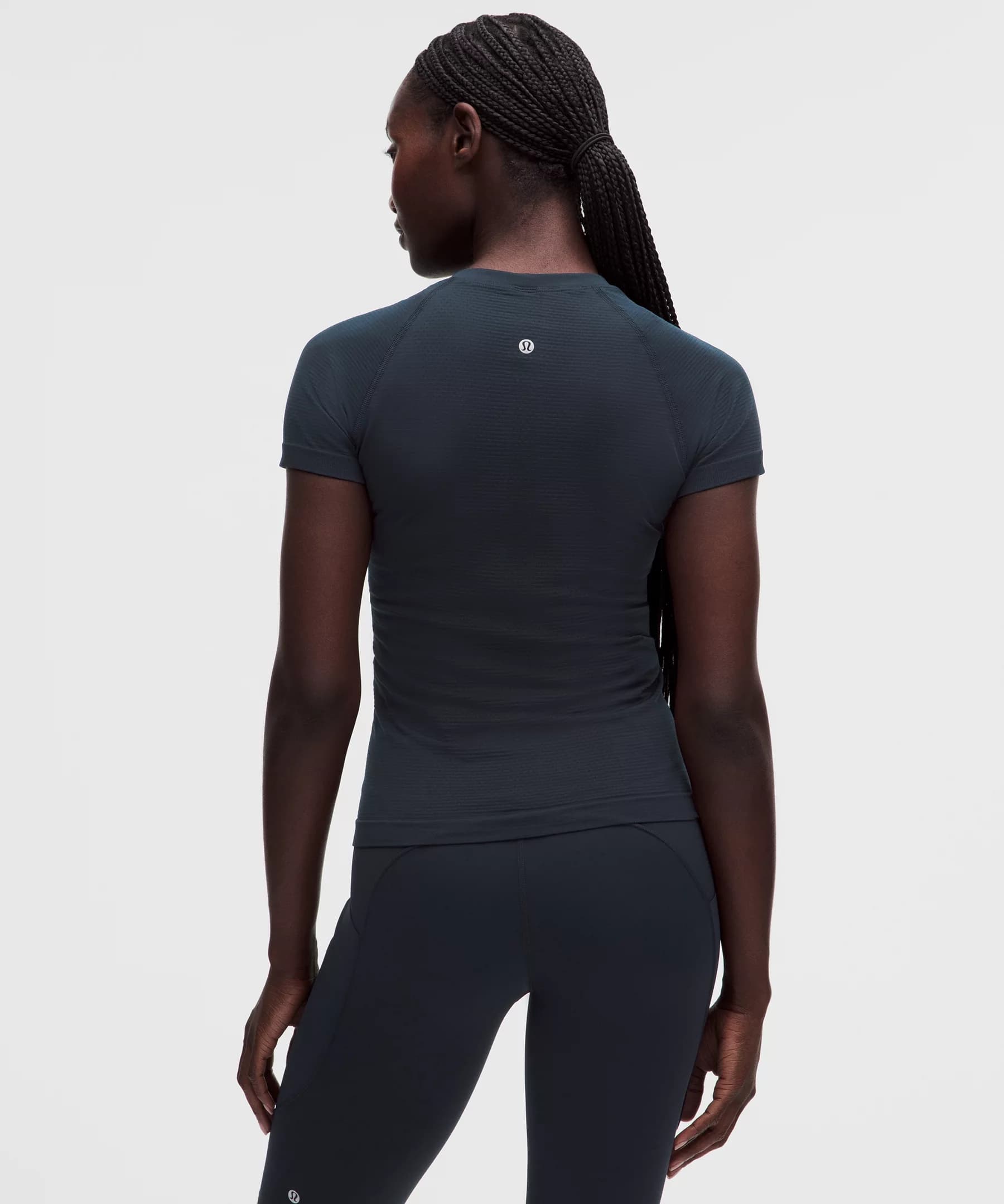 Swiftly Tech Short-Sleeve Shirt 2.0 *Waist Length thumbnail 3