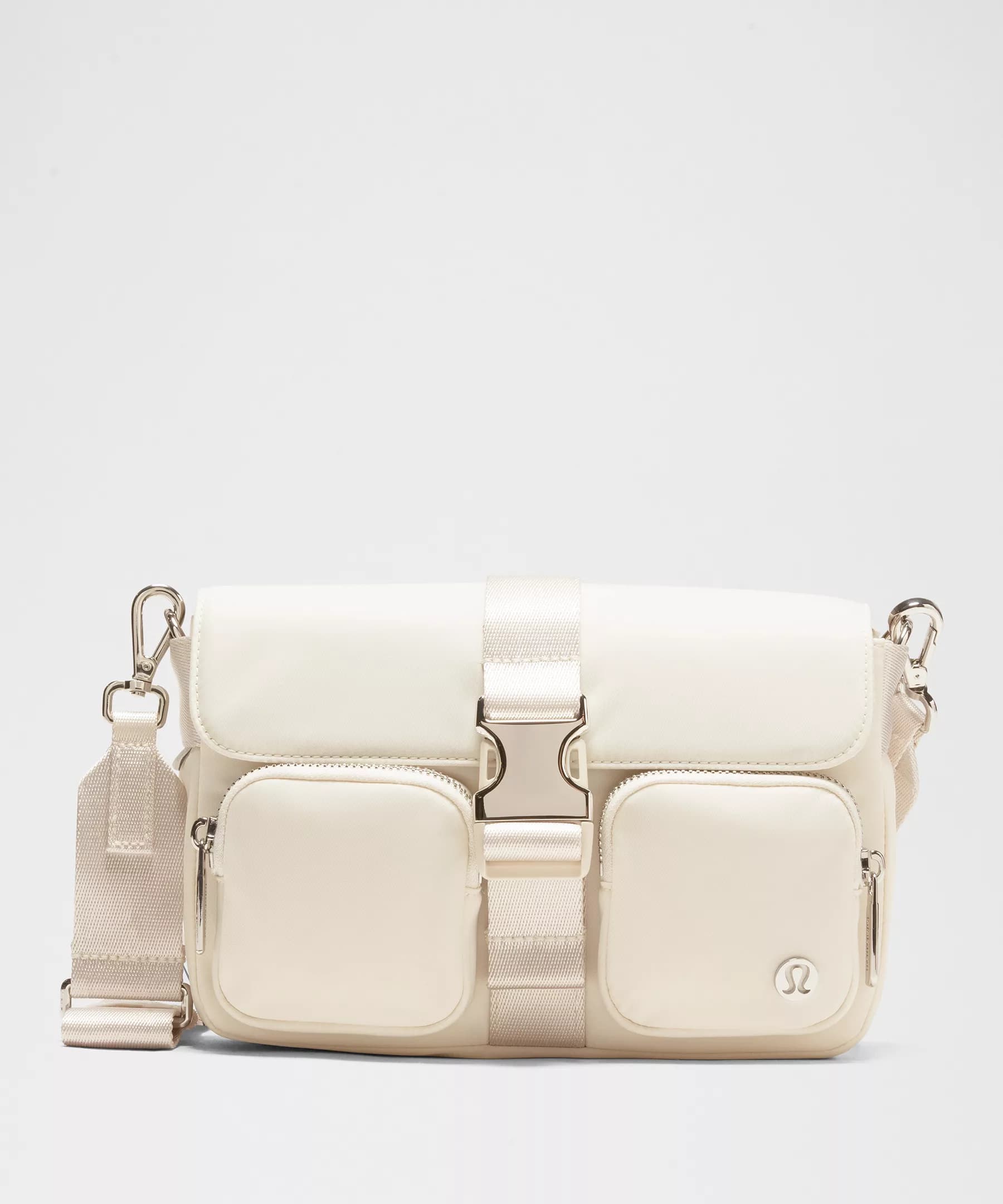 Wunderlust Multi-Pocket Crossbody Bag 3L - Light Ivory - ONE SIZE - Image 1