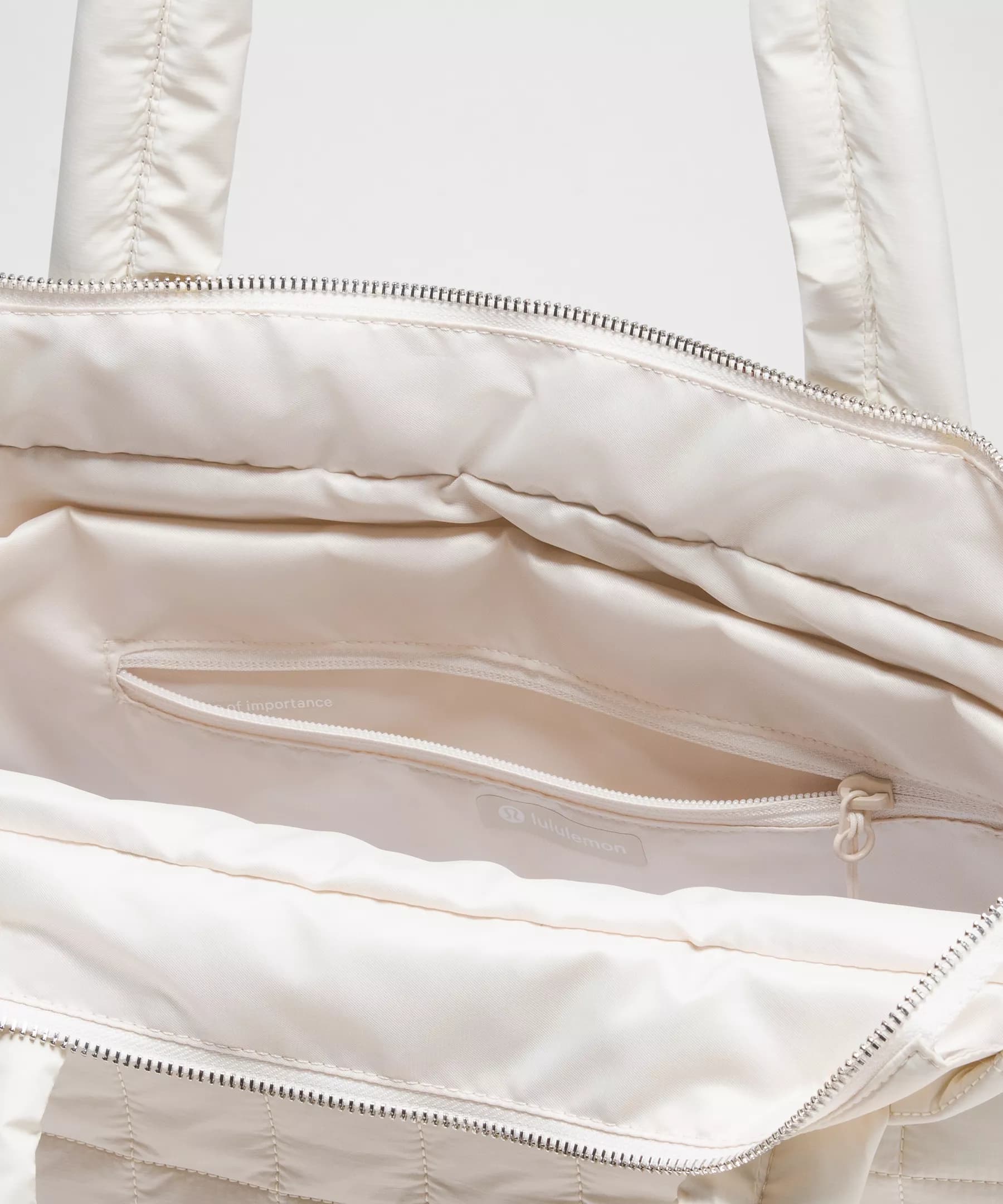 Quilted Grid Tote Bag 12L thumbnail 4