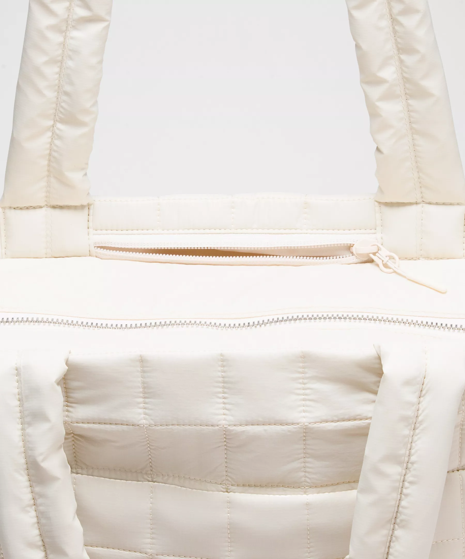 Quilted Grid Tote Bag 12L thumbnail 5