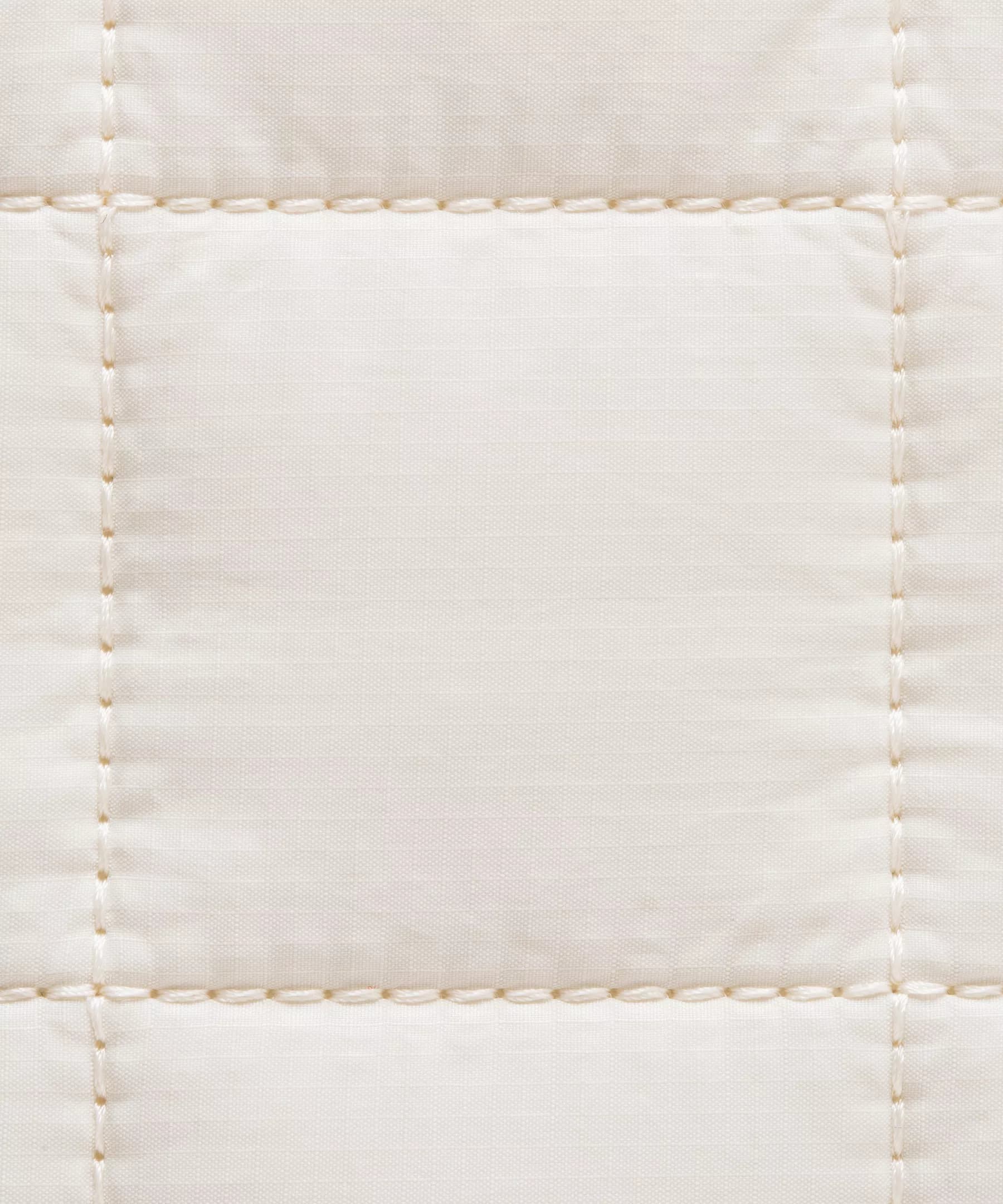 Quilted Grid Tote Bag 12L thumbnail 7