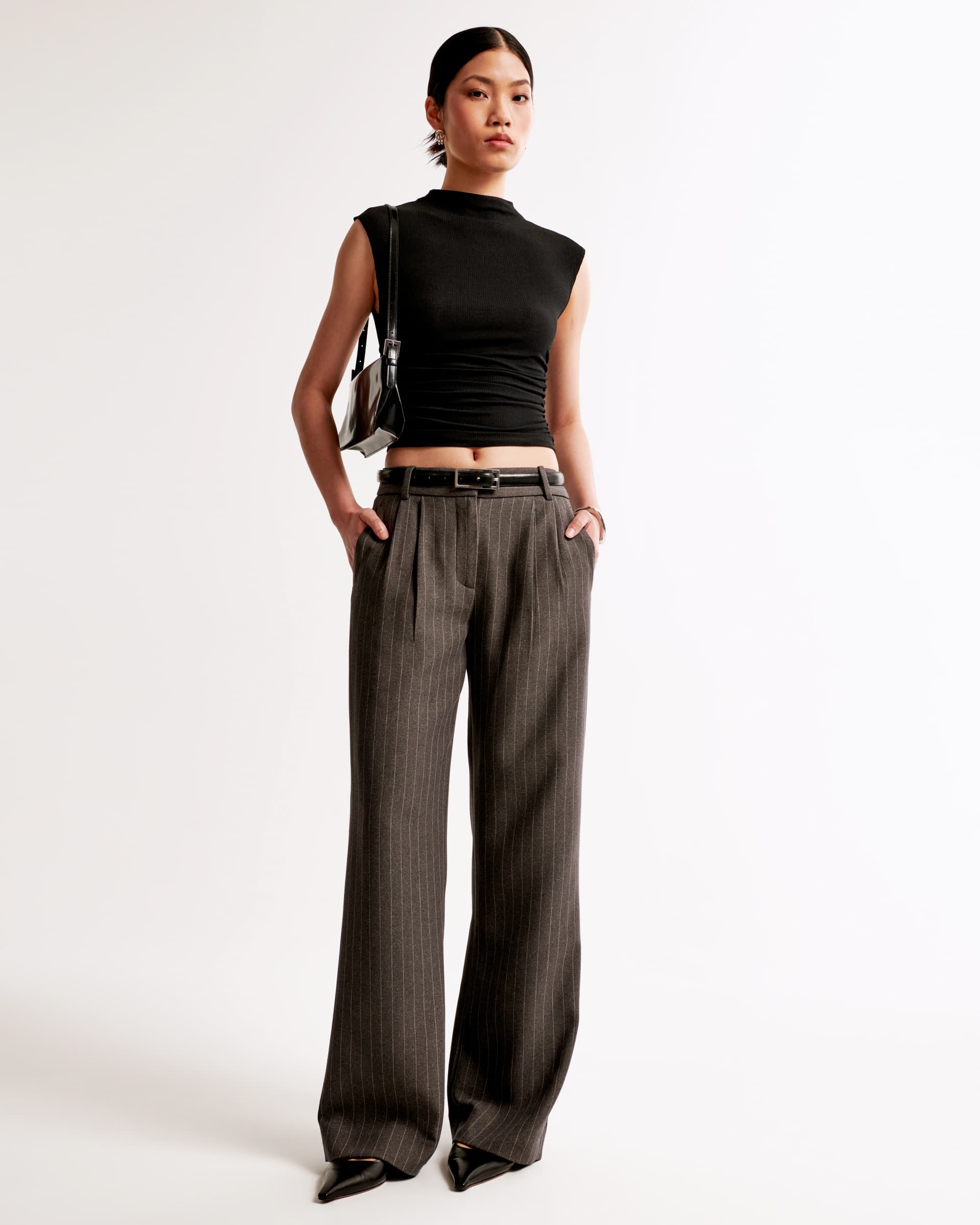 A&F Sloane Low Rise Tailored Wide Leg Pant thumbnail 5
