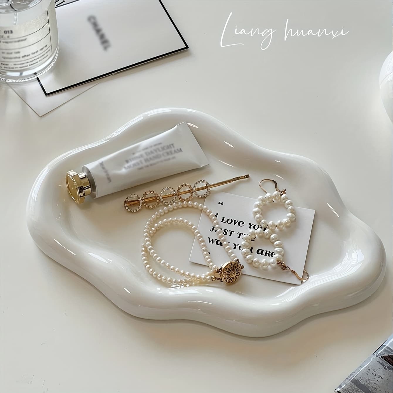 Ceramic Cloud-Shaped Jewelry Dish - Elegant White Oval Decorative Tray with Rounded Edges & Smooth Surface, Multi-Purpose Decorative & Functional Organizer for Jewelry, Makeup, Rings, Earrings, Necklaces - Durable Ceramic Construction, Scratch-Resistant, Stylish Tabletop Storage for Home, Office, Dresser - Minimalist Modern Design in White & Golden or Black & Golden, Versatile for Everyday Use or Special Events, Jewelry Tray for Selling, Small Jewelry Tray,