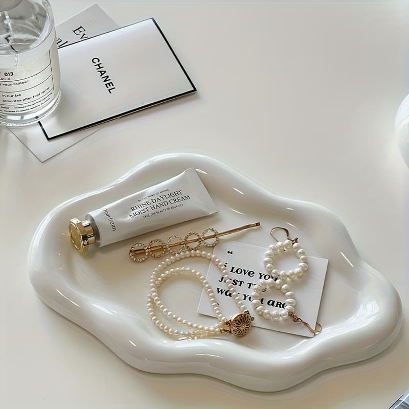 1pc Awaoko Cloud-Shaped Jewelry Tray - Single-Layer Plastic Organizer for Perfume, Watches, Necklaces & Earrings, Art Deco Style Desktop Decor for Home, Living Room, Wedding & Festival Gifts, Jewelry Organizer Storage, Decorative Display, Modern Aesthetic, Jewelry Trays