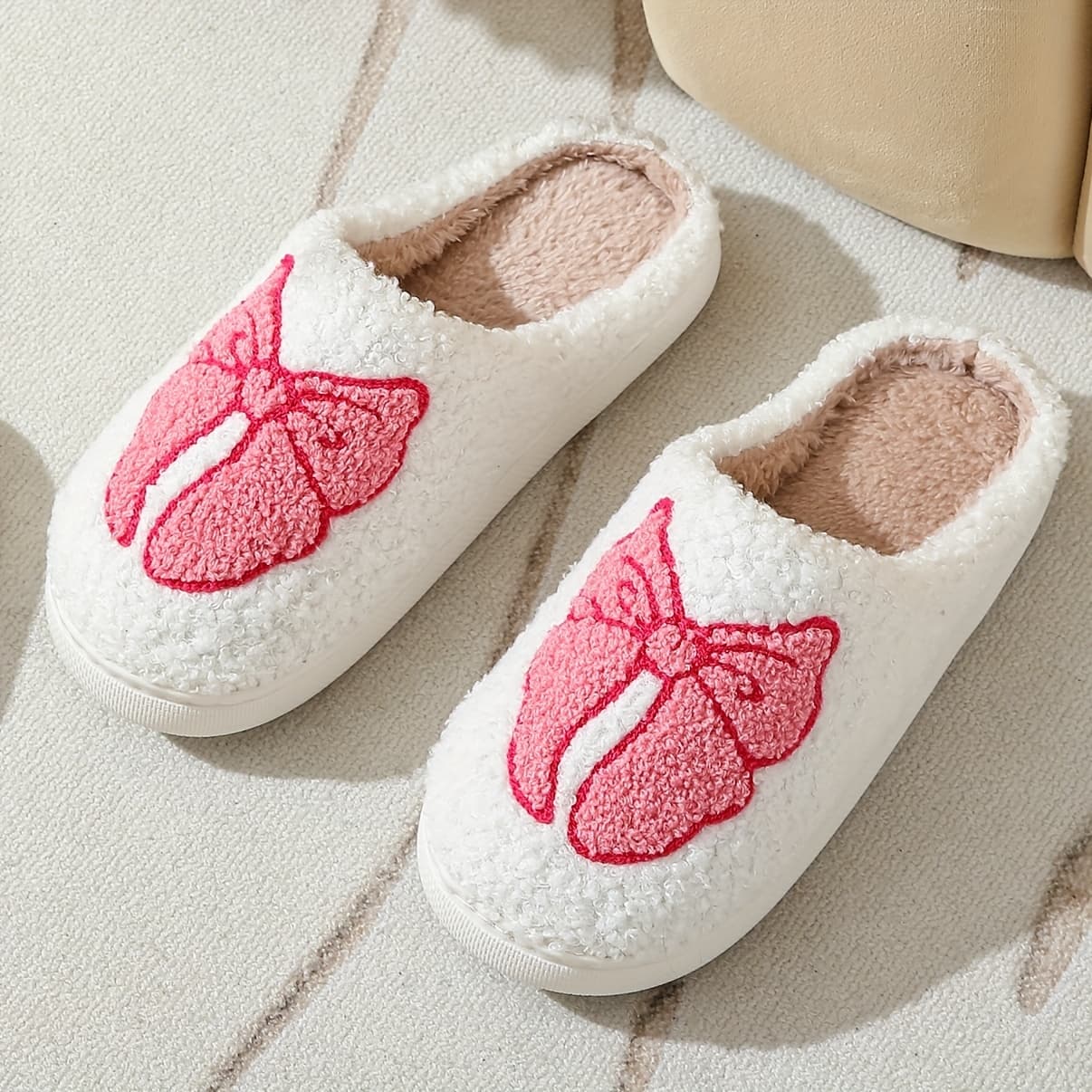 Cozy Pink Bowknot Slippers - Women'S Fashionable Plush Home Footwear with TPR Sole, All-Season Comfort, Cartoon Design, and Soft Fabric Lining, Cute House Shoes