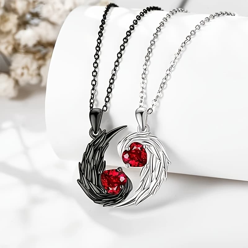 Couple Splicing Two Tone Collarbone Chain, Red Peach Heart, Black And White Feather Wings, Wings Wrapped Around Heart-shaped Faux Gemstone Shape, Heart-shaped Pendant, Valentine'S Day Necklace Gift, Suitable For Couples To Wear On Dates And Anniversaries