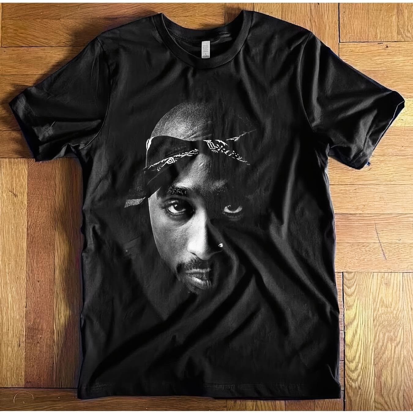 T-Shirts Only Sold, 1pc of Parker Portrait Flower Pure Cotton T-Shirt - Suitable for Both Men And Women, Black Round-Neck Short-Sleeved T-Shirt, Machine Washable, Comfortable All Year Round, Classic Design, Regular Casual Shirt, Comfortable Clothing, Fashionable Casual Wear, Durable Fabric