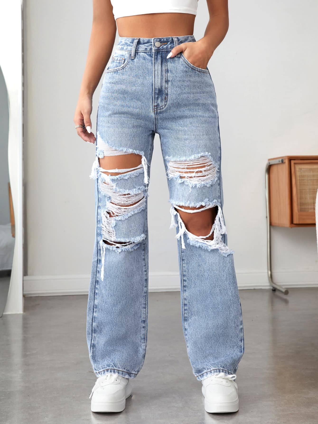 SHEIN PETITE Zipper Fly Ripped Straight Leg Jeans - Image 1