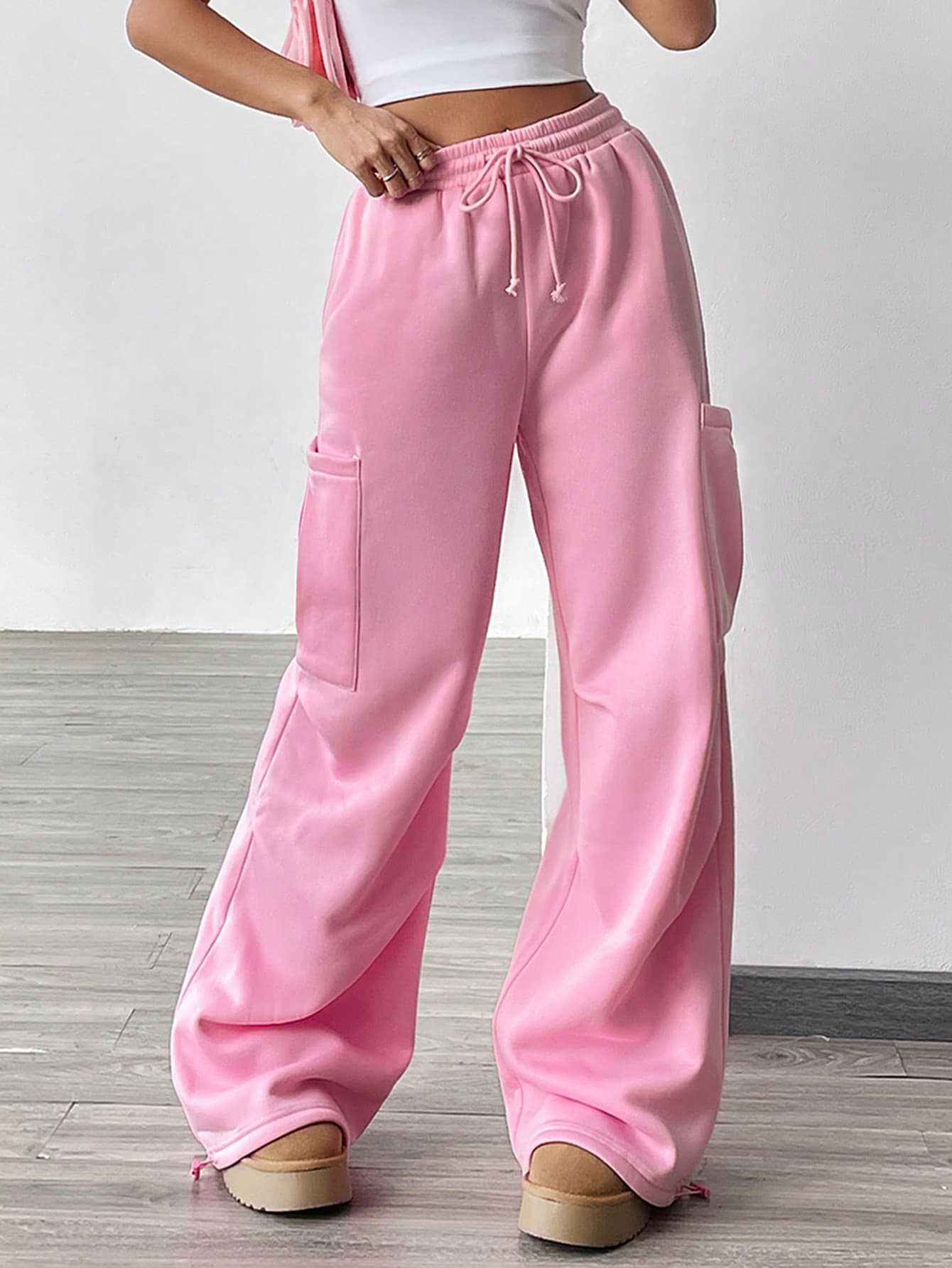 SHEIN EZwear Women's Solid Color Drawstring Waist Tied Pocket Wide Leg Loose Fitness Pants - Image 1
