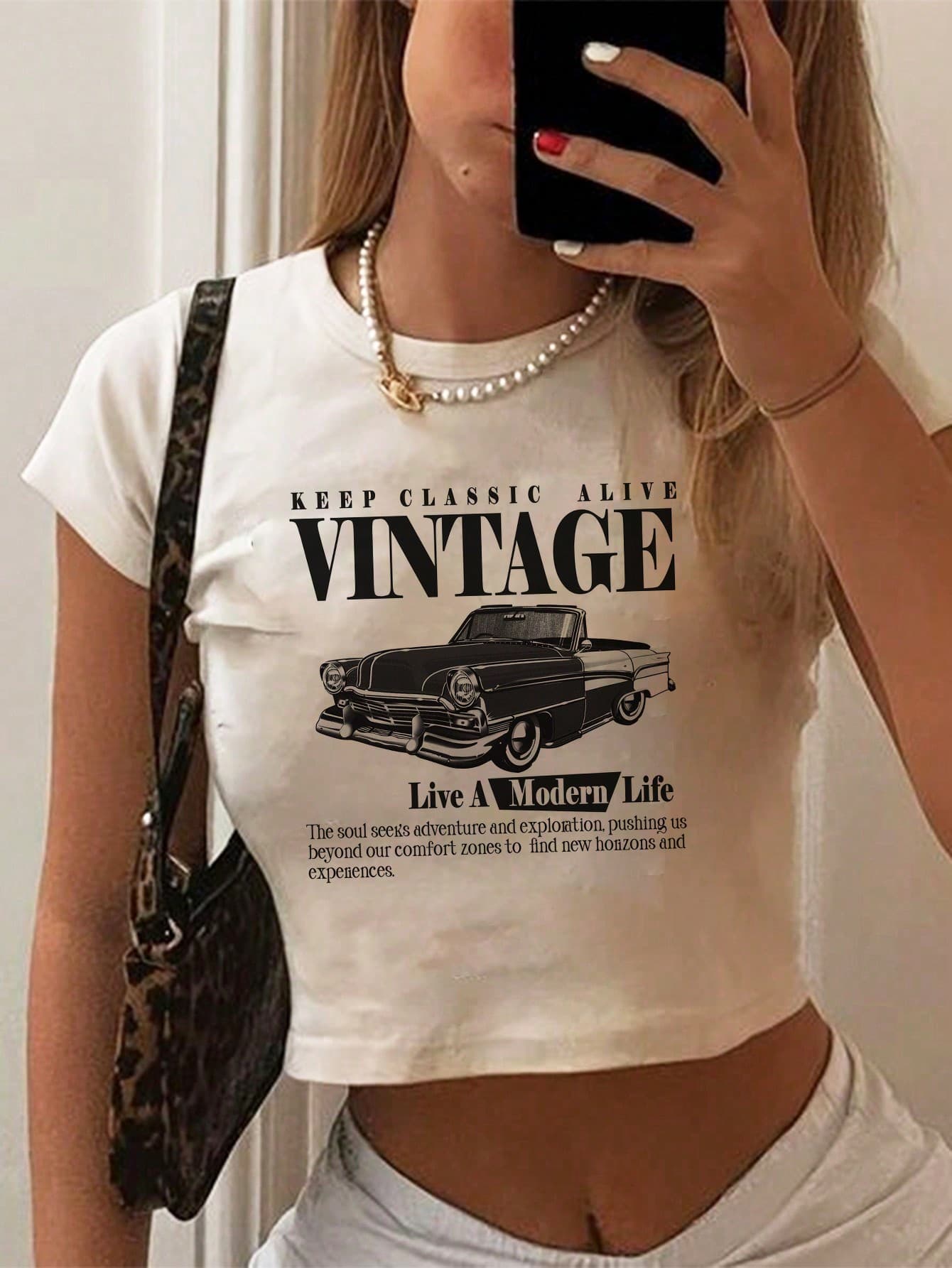 SHEIN EZwear Casual Minimalist Vintage Car Printed Crew Neck Short Sleeve Fitted Crop Top For Plus Size Women, Summer Pullover - Image 1