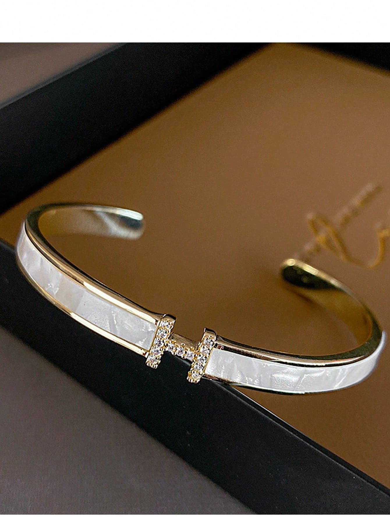 1pc Letter Cutout Bracelet, Lightweight Luxury Commuter Bangle, Elegant Fashion Jewelry For Women - Image 1