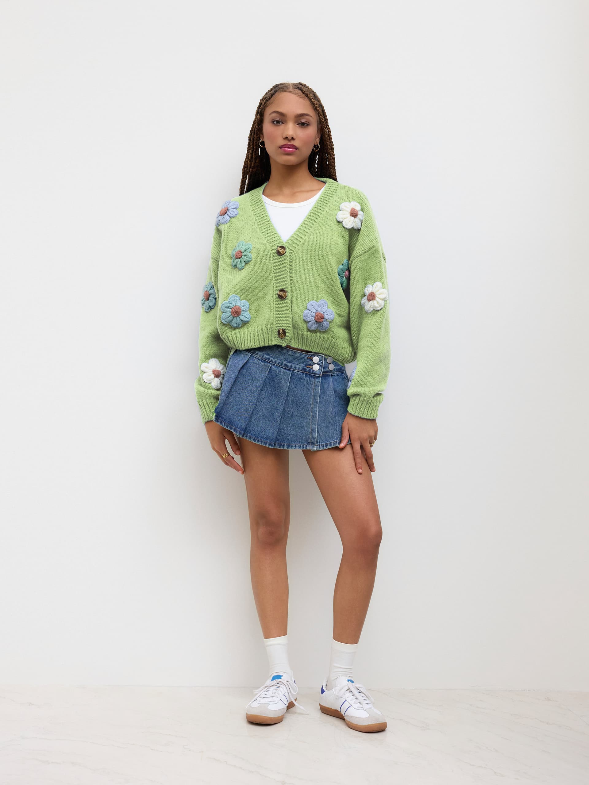 V-Ausschnitt Knopf Blumen Strickjacke thumbnail 6