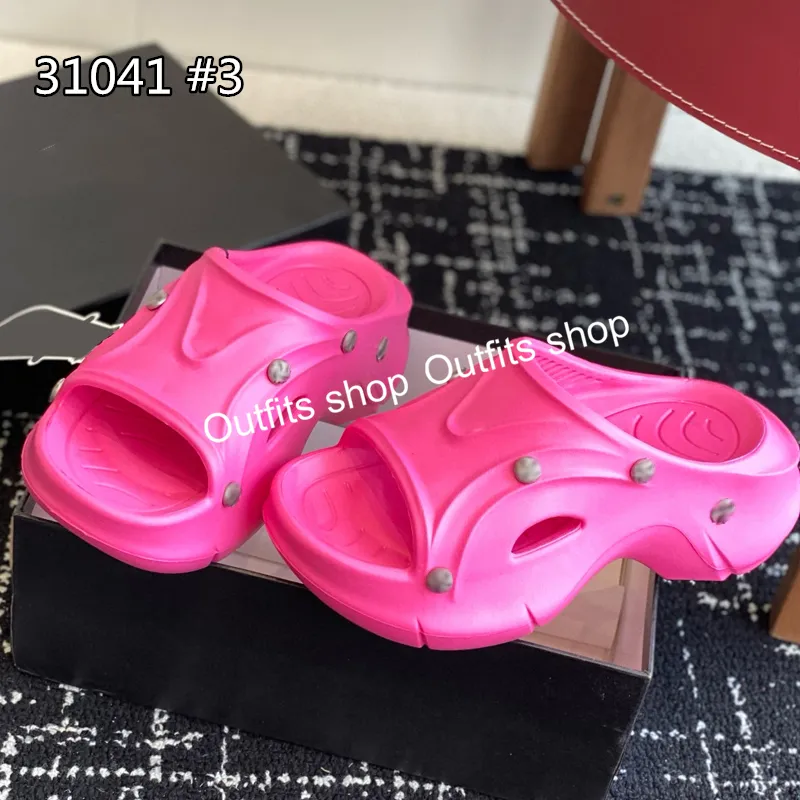 2025 Beach Slipper Thick Bottom Sandal Woman Sandal Beach Sandals Rubber Designer Shoes thumbnail 3