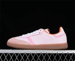Men Sneakers Women Sneakers Outdoor Trainers Slippers Printed Alphabet Casual Shoes Men Women Leisure Shoes thumbnail 21