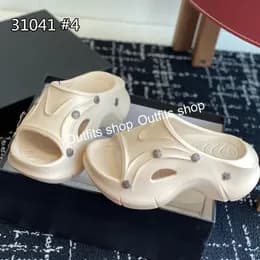 2025 Beach Slipper Thick Bottom Sandal Woman Sandal Beach Sandals Rubber Designer Shoes thumbnail 12
