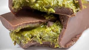 bouchaard dubai chocolate 16oz box pistachio & knafeh thumbnail 2