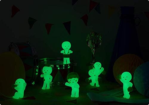 Smiski Glow in The Dark Figure, Cheer Series, Random Style, 1 Pack thumbnail 2