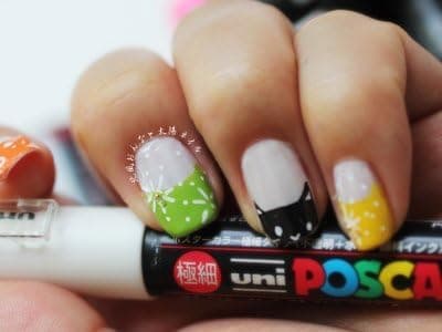 Uni POSCA White Fine Paint Marker Pens, 3 Different Point Sizes per Pack: PC-1M(0.7 mm), PC-3M(0.9~1.3 mm), PC-5M(1.8~2.5 mm) - total 3 pens - Made in Japan thumbnail 6