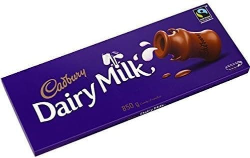 Cadbury Dairy Milk Chocolate Gift Bar, The Classic Creamy Taste, Perfect for Sharing or Gifting, Extra-Large, 850 g (Pack of 1) thumbnail 5