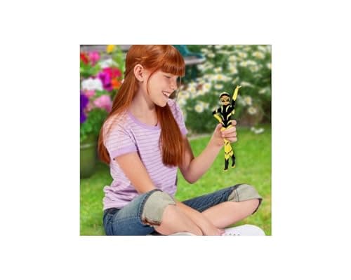 Miraculous Ladybug and Cat Noir Toys Vesperia Fashion Doll | Articulated 26cm Vesperia Doll with Accessories Kwami | Zoe Superhero Figurine | Bandai Dolls Range thumbnail 4