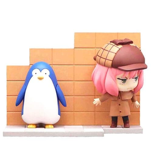 Spy x Family Statuette PVC Hold Figure Anya & Penguin 10 cm - Image 1