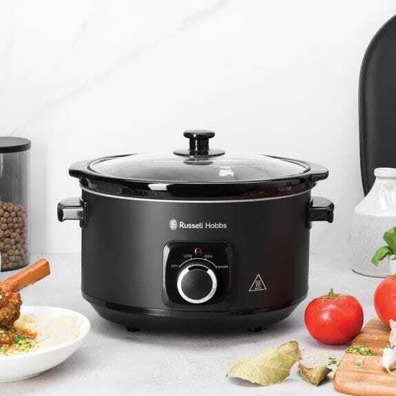 Russell Hobbs RHSC4A Stylish 4L Slow Cooker - Matte Black thumbnail 2