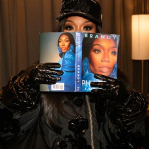 Phases: A Memoir – An Intimate Biography of the Multiplatinum Music Legend and Star of Moesha and Cinderella thumbnail 3
