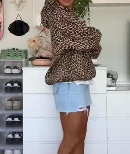 Vhitler Cheetah Print Pullover Sweatshirt Hooded Y2k Graphic Hoodies Oversized Leopard Print Hoodie Streetwear 2000s thumbnail 4