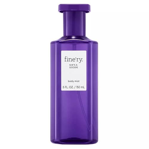 Finery She's A Goodie Body Mist | Women's Fragrance Spray 5 fl oz With Makeup Remover Pads Gift - Image 1