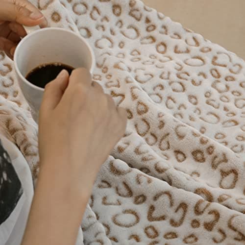 FY FIBER HOUSE Cheetah Print Blanket Flannel Fleece Throw Blanket with 3D Leopard Print, 50"X60", Brown thumbnail 7