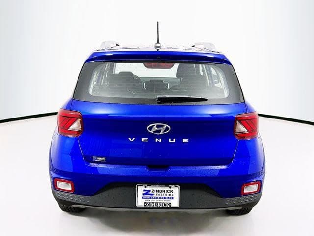 New 2026 Hyundai Venue SEL thumbnail 6