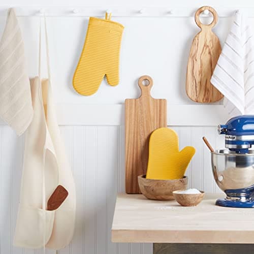 KitchenAid Ribbed Soft Silicone Oven Mitt Set, Orange Sorbet 2 Count - Orange Sorbet - Oven Mitt Set thumbnail 2