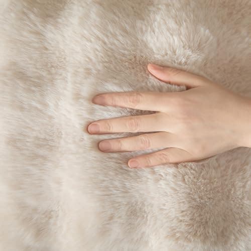 Yaertun Pack of 2 Beige Thick Soft Wool Decorative Throw Pillow Covers 18x18 Inch Faux Fur Plush Fluffy Cushion Covers for Sofa Couch Bedroom thumbnail 2