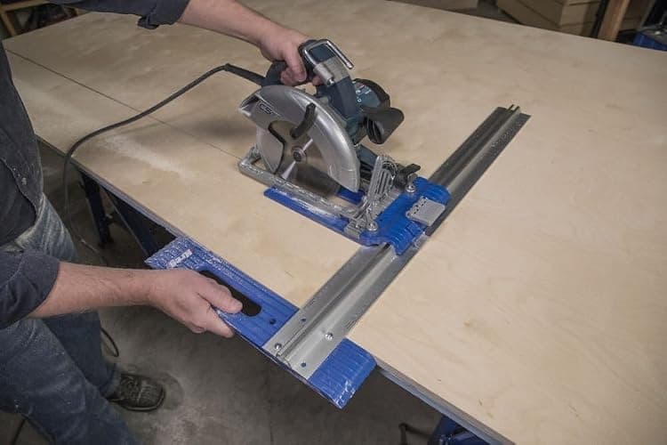 Kreg KMA2685 Rip-Cut Circular Saw Guide - Cutting Tool - Guide is Best for Regular (Side-Blade) Circular Saw - Ensure Compatibility Before Use - Woodworking Tools for Home Improvement thumbnail 2