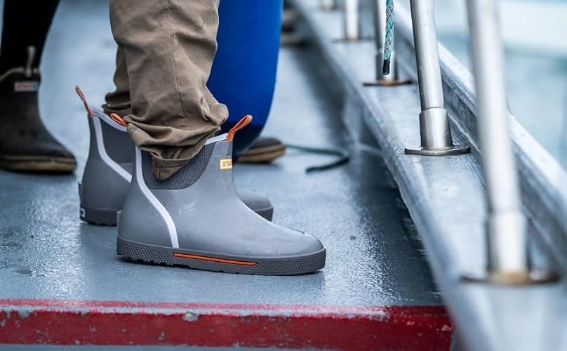 Xtratuf Men's Wheelhouse 6 Inch Ankle Deck Boot thumbnail 2