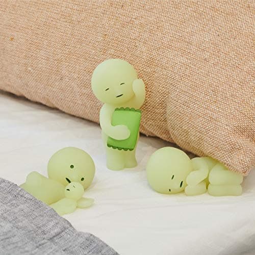 Smiski Glow-in-the-Dark Bed Series Figure thumbnail 3