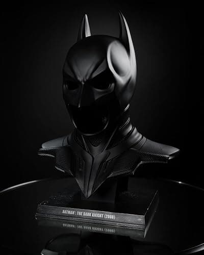 Batman Statue  thumbnail 2