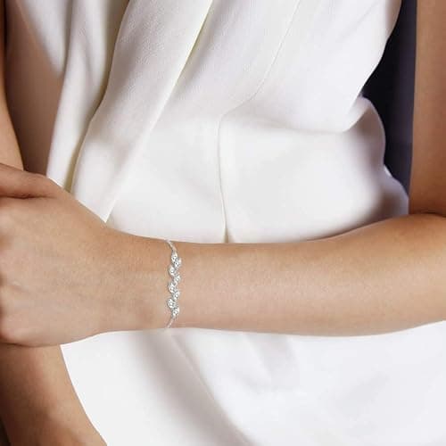 DHQH Bridesmaids Gift Set of 6 or 4 Bridesmaid Bracelet 18K Gold Plated Leaf Bracelet I Couldn’t Tie a Knot Without You Wedding Bridesmaid Proposal Bracelets Jewelry Gifts for Women thumbnail 2