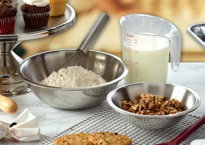 Mixing Bowl with Silicon Base, 3-Quart, Stainless Steel, Black thumbnail 2
