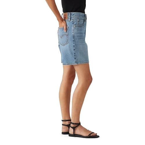Levi's Women's 94 Baggy Shorts thumbnail 3