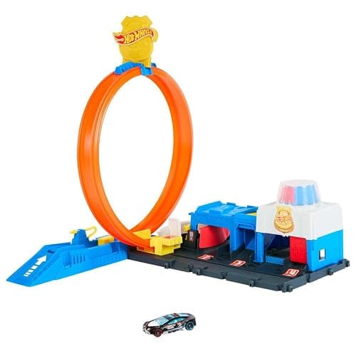 Hot Wheels Toy Car Track Set, Super Police Station Playset with 1:64 Scale Die-Cast Vehicle, Adjustable Loop for Multiple Ways to Race & Stunt thumbnail 4