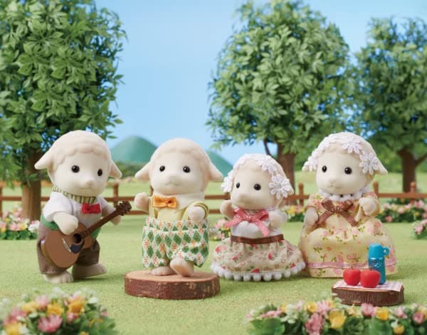 Calico Critters Sheep Family, Set of 4 Collectible Doll Figures thumbnail 2