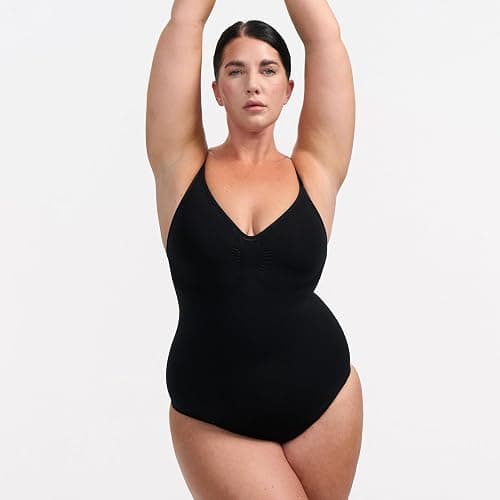 creamy fabrics Damen Figurformender Shapewear Bodysuit mit String-Rückenteil – Nahtloser Body für unsichtbaren Sitz – Starke Kompression Bauch & Taille – Verstellbare Träger thumbnail 2