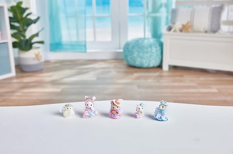 Calico Critters Royal Princess Set - Doll Playset with 5 Figures and Accessories for Children Ages 3+ - Royal Princess Set thumbnail 11