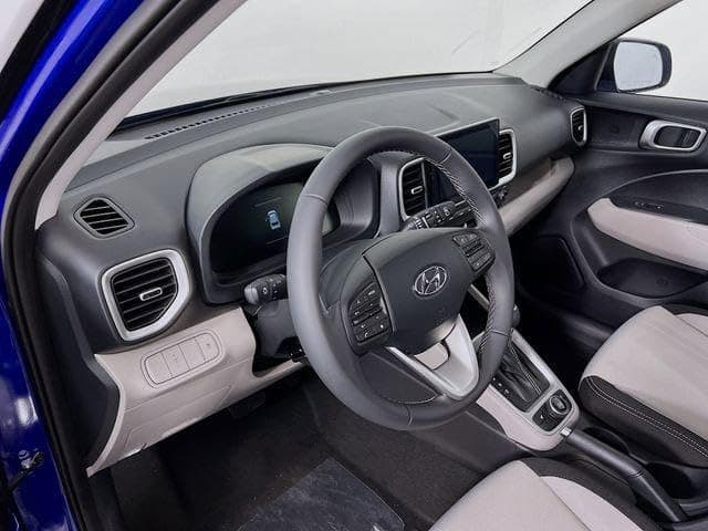 New 2026 Hyundai Venue SEL thumbnail 8