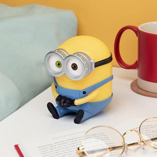 Minions Bob Light, Officially Licensed LED Light Shaped Like Bob, Battery-Powered Home Decor, Perfect for Bedside Table or Shelf, Collectible for Fans of Despicable Me for All Ages | Paladone thumbnail 3