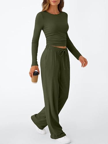 Trendy Queen Women's 2 Piece Matching Lounge Set Long Sleeve Slightly Crop Top Wide Leg Pants Casual Sweatsuit thumbnail 3